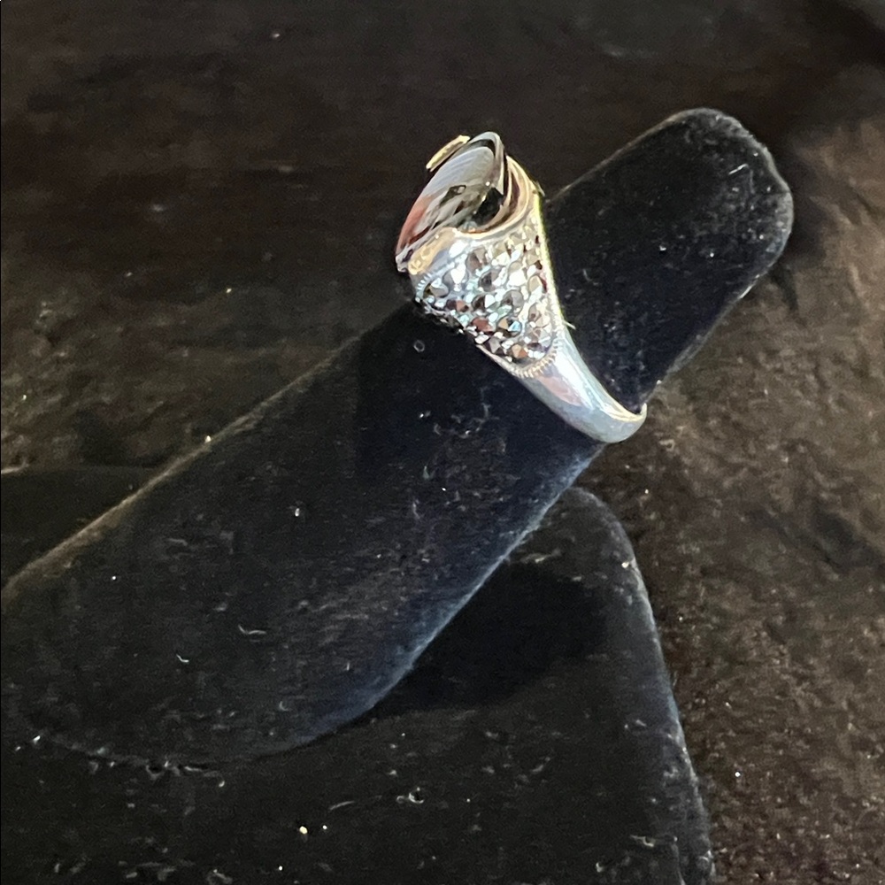 Unique Onyx Ring - image 3